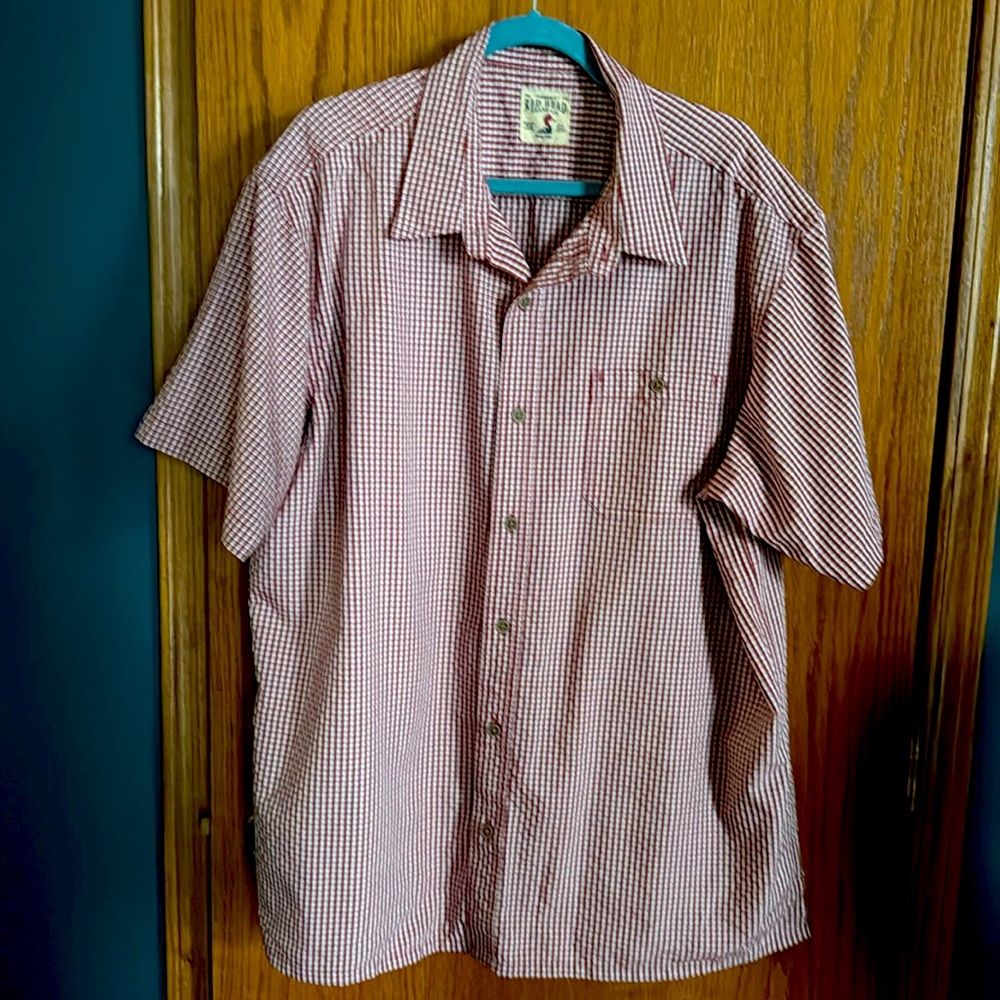 Men’s Red Head button down shirt, short sleeve.